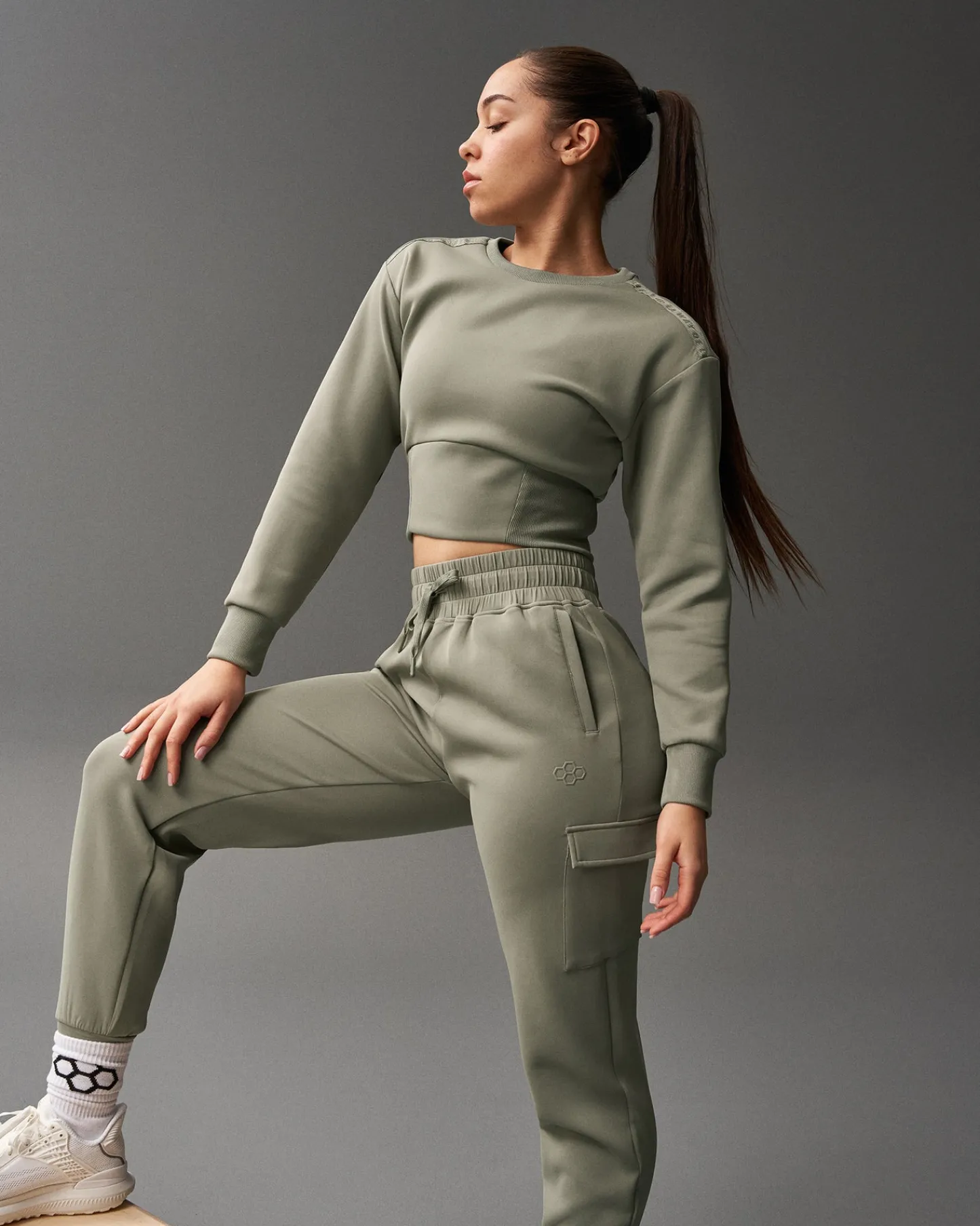 Hoodies & Pullovers>RUDIS COOL-FEEL Women's Fitted Crew - Olive