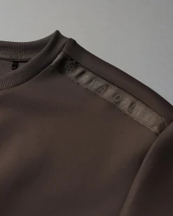 Hoodies & Pullovers><noscript><img width=