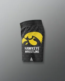Shorts & Bottoms><noscript><img width=