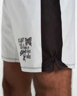 Shorts & Bottoms><noscript><img width=