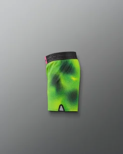 Shorts & Bottoms><noscript><img width=