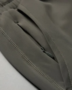 Shorts & Bottoms><noscript><img width=