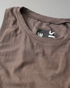 Shirts & Tees><noscript><img width=