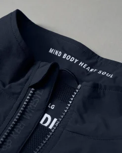 Jackets & Vests><noscript><img width=